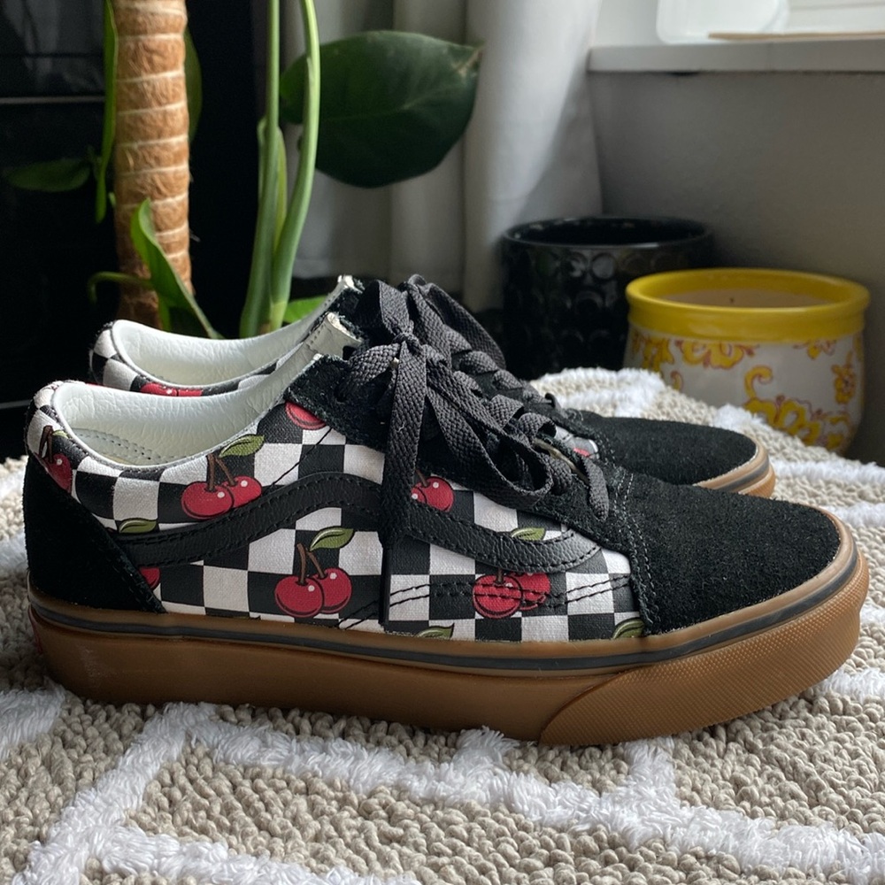 Cherry Vans 🍒
